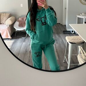 Cow Embroidered Sweat Set